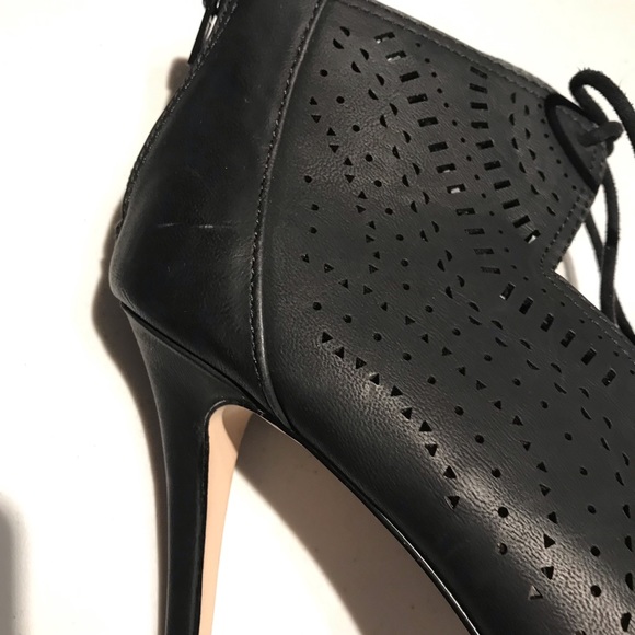 📦5/$50 Call It Spring Black Lace Up Cut Out Open Toe Heel Booties 🍁 - Picture 3 of 7